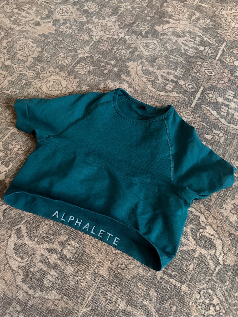 Alphalete Teal cropped workout tee